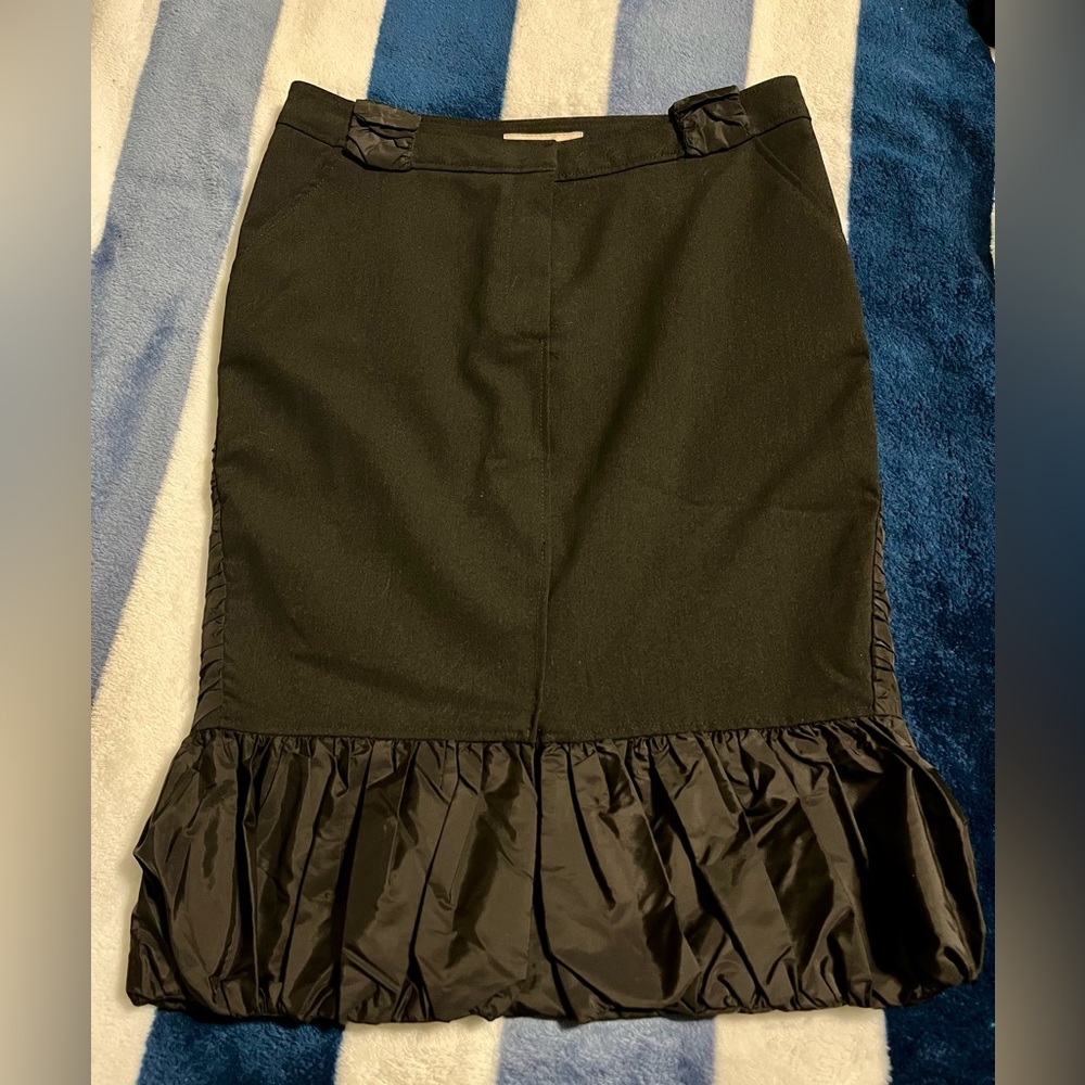 Emporio Armani Size EU 38/ US 4. Black Bubble Pencil Skirt. EUC